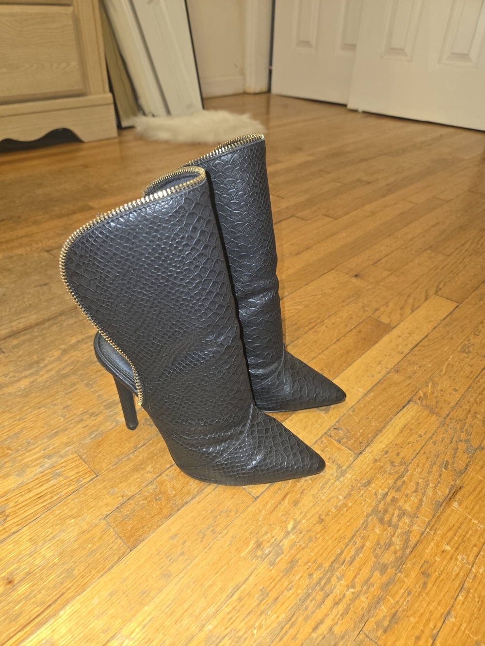 Liliana Black Textured Pointed-Toe Stiletto Boots with Gold Zip